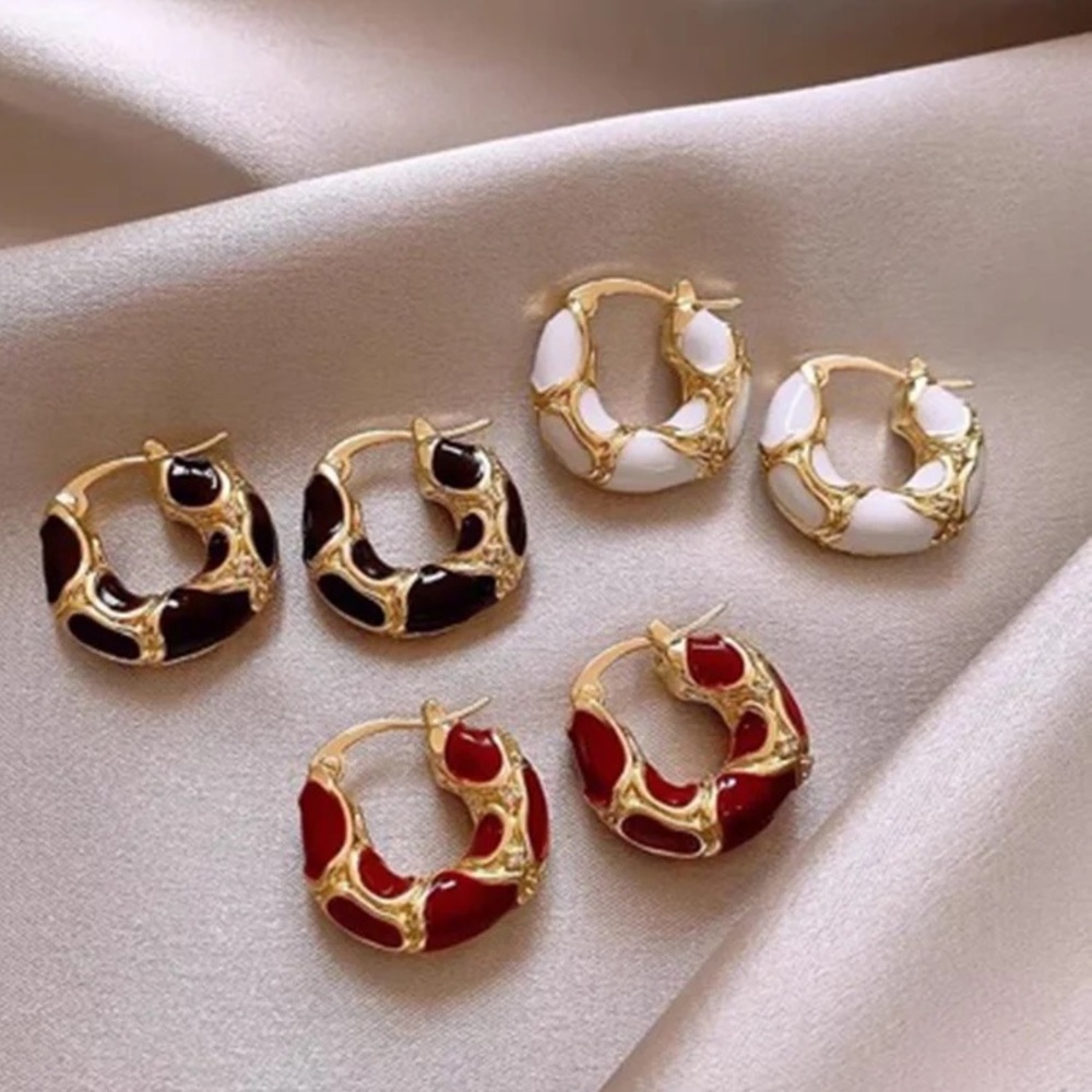 Luxurious and high-end temperament dripping glaze leopard print circle earrings